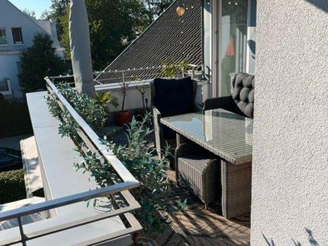 Lichtdurchflutete Dachterrassen Wohnung im Maxhof