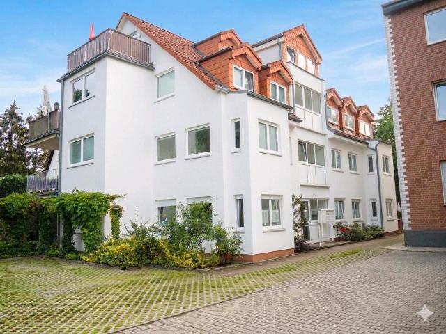 Lichtdurchflutete DG Maisonette in Hermsdorf 2 Balkone,Stellplatz