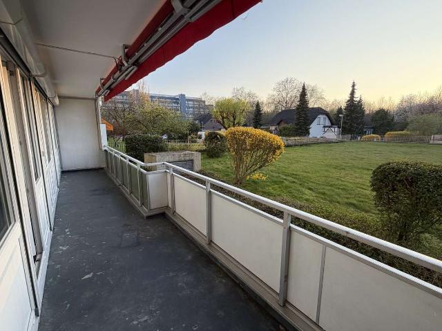 Lichtdurchflutete EG Wohnung mit Loggia – Ratingen West