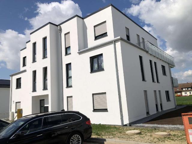 Lichtdurchflutete Etagenwohnung mit Balkon, Briloner Weg 9, 32051 Herford