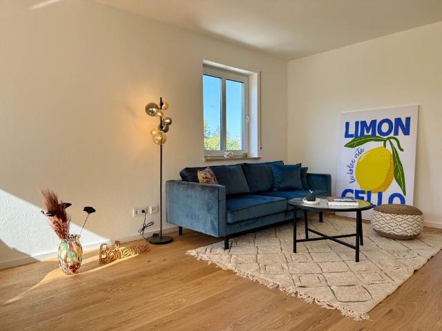 Lichtdurchflutete, frisch renovierte 3 Zimmer Wohnung mit Balkon in München Laim – provisionsfr