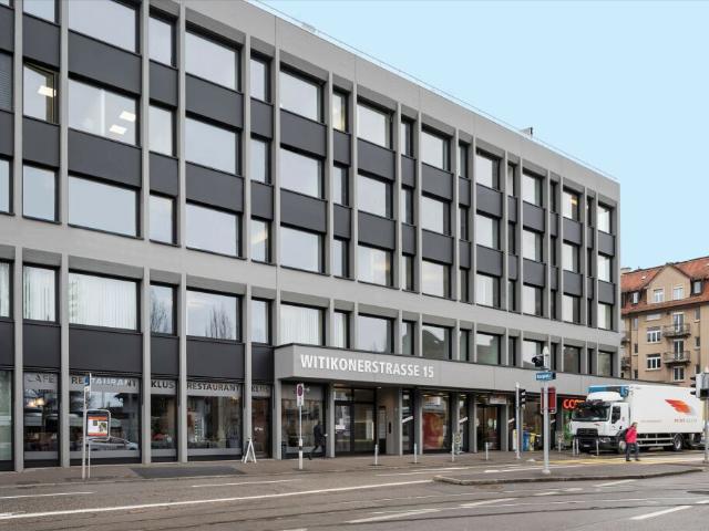 Lichtdurchflutete Gewerbefläche mit flexiblem Grundriss direkt am Klusplatz