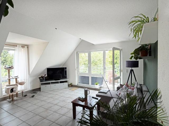 Lichtdurchflutete Maisonette in gefragter Lage