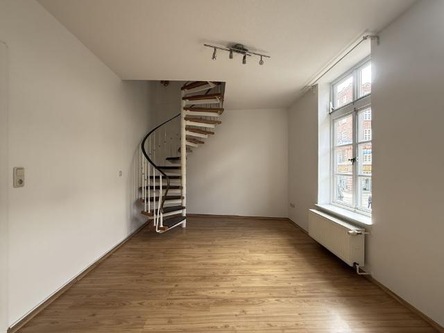 Lichtdurchflutete Maisonette Wohnung im Zentrum von Schwerin