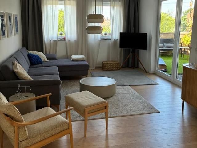 Lichtdurchflutete Maisonette Wohnung in zentraler Lage
