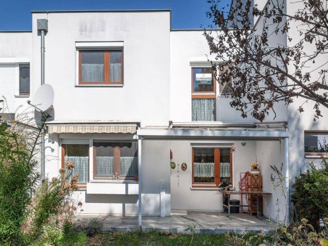 Lichtdurchflutete Maisonettewohnung mit kleinem Garten in Süßenbrunn