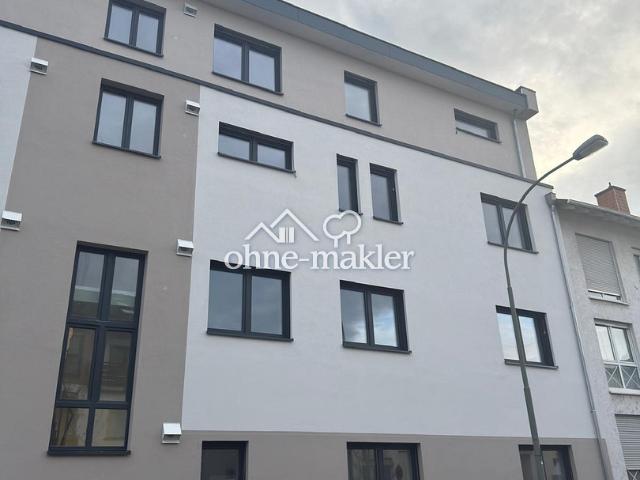 Lichtdurchflutete, moderne 3 Zi Wohnung mit EBK, Balkon und Gäste WC Energieeffizienzklasse A