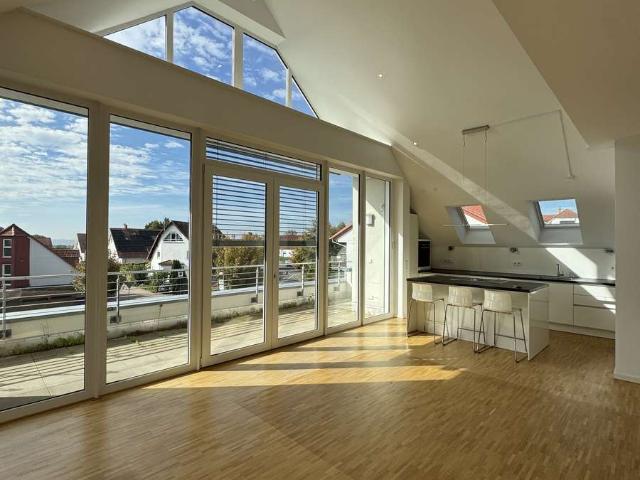 Lichtdurchflutete Penthouse Maisonette Wohnung