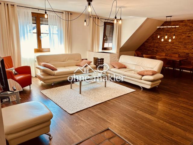 Lichtdurchflutetes Dachgeschoss in Mondsee 5 Zimmer, Wintergarten & Kachelofen
