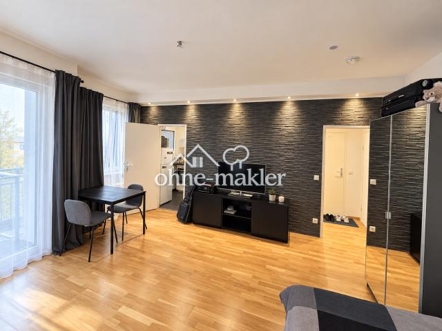 Lichtdurchflutetes Design Apartment mit Balkon – Top Lage an der Ringbahn S Hohenzollerndamm