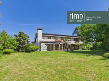 Lichtdurchflutetes Einfamilienhaus mit großem Garten, Wintergarten und fantastischen Ausblicken in Rankweil