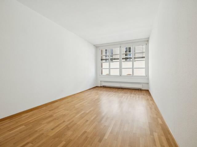 Lichtdurchflutetes Wohnen mitten im Zentrum garantiert!