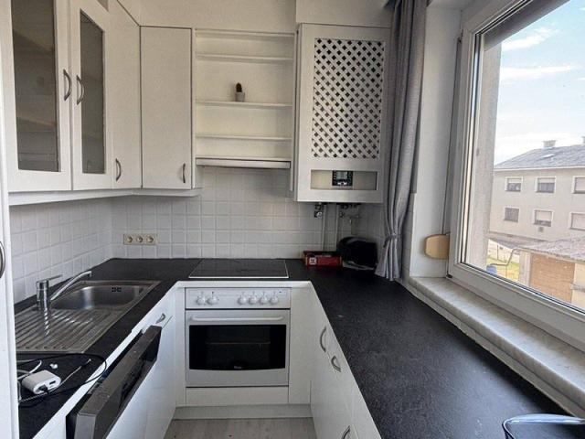 Lichtenwörth geräumige Wohnung mit Garage und großem Kellerabteil
