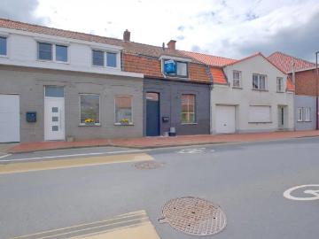 Geschakelde Woning te huur in Oudenburg - Tuin