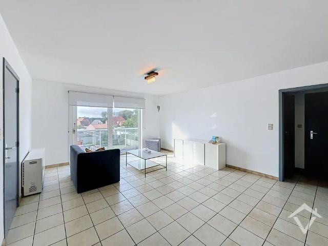 Lichtrijk 2 slaapkamerappartement met ruim terras te Aartrijke