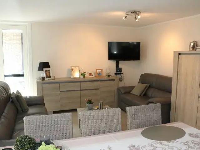 LICHTRIJK 2 SLAAPKAMERAPPARTEMENT MET TERRAS & STAANPLAATS NABIJ MARKT GAVERE