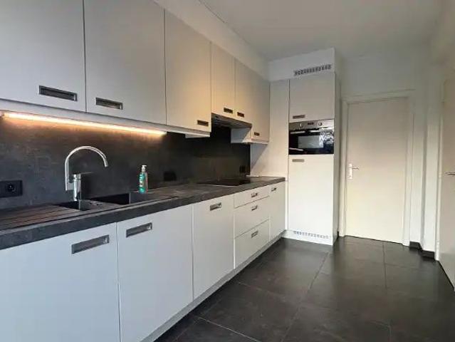 Lichtrijk 2 slaapkamerappartement met 2 Terrassen te huur in Kristus Koning Brugge