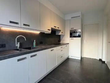 Lichtrijk 2 slaapkamerappartement met 2 Terrassen te huur in Kristus Koning Brugge