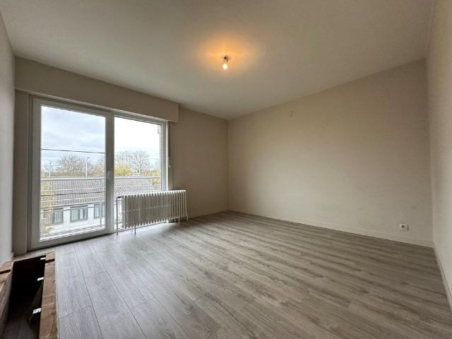 Lichtrijk appartement met drie slaapkamers