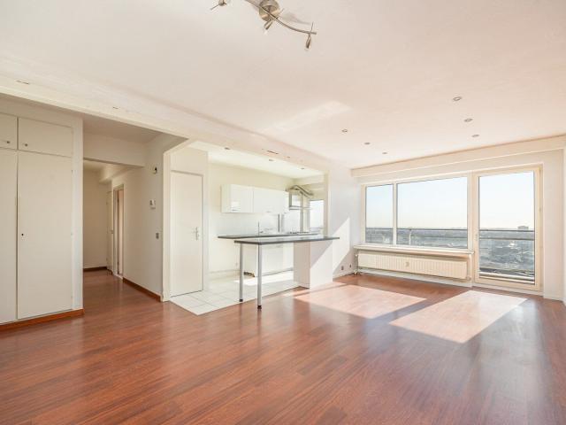 Lichtrijk appartement met panoramisch uitzicht