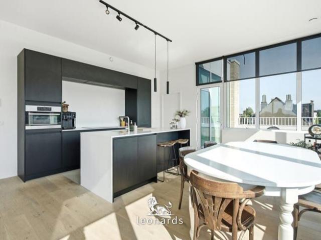 Lichtrijk appartement met prachtig uitzicht te Kortrijk