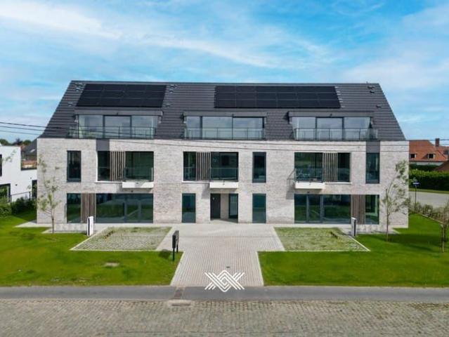 Lichtrijk appartement met 1 slaapkamer en terras