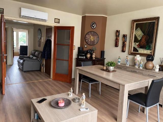 lichtrijk appartement met 2 slaapkamers in Kristus Koning