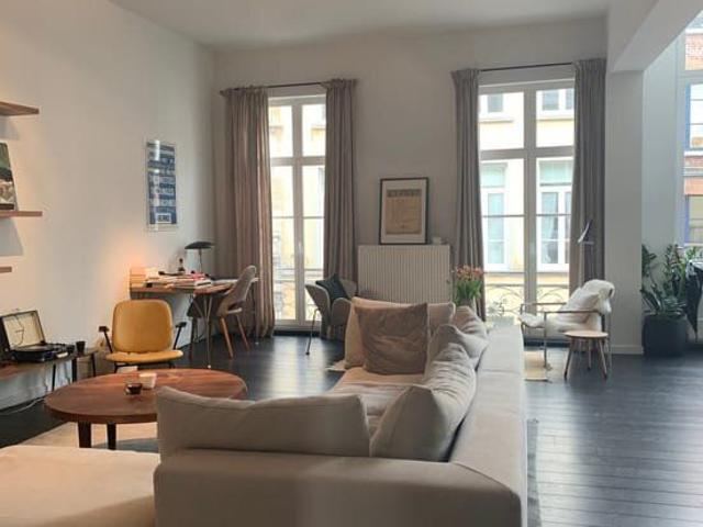 Lichtrijk appartement te centrum Gent