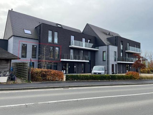 Lichtrijk appartement te huur