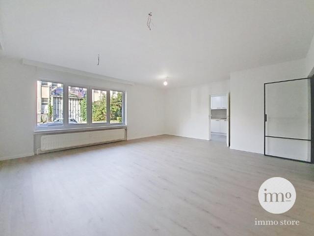 Lichtrijk gerenoveerd 3 slaapkamerappartement