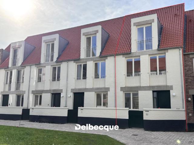 Lichtrijke nieuwbouwwoning met 3 slaapkamers, tuin en ondergrondse staanplaats