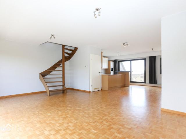 Lichtrijke duplex met 2 slaapkamers te Baasrode!