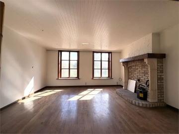 Lichtrijke gezinswoning met 4 slaapkamers + garage