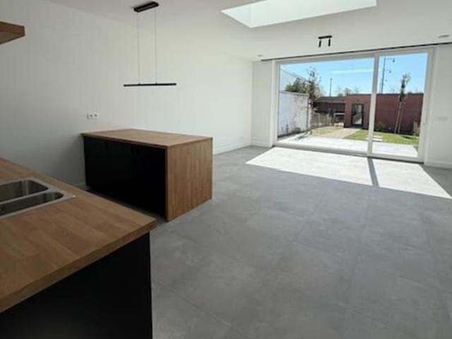 lichtrijke woning te Sint Laureins