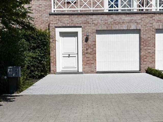 Lichtrijke woning met 3 slaapkamers & terras