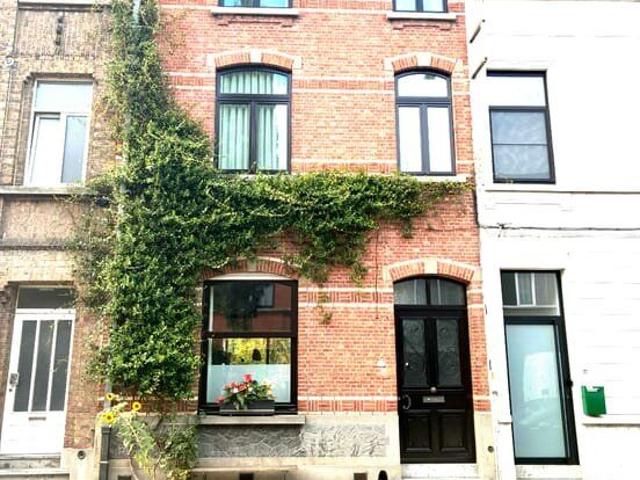 Lichtrijke woning met stadstuin in Gentbrugge