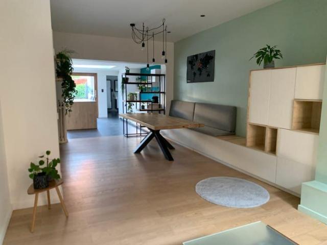 Lichtrijke woning met tuin & hoge plafonds