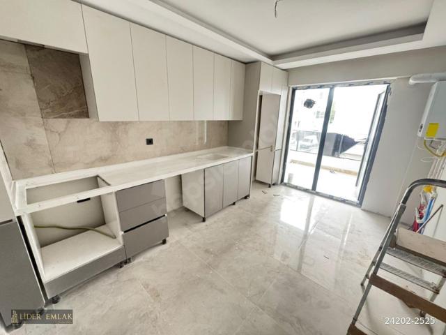 LiDER EMLAK'TAN GÜNEŞEVLERDE ARA KAT SIFIR 3+1 KİRALIK DAİRE