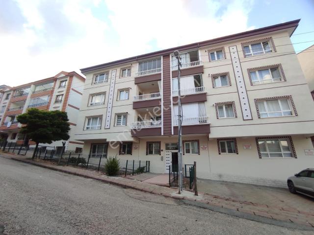 Lider Emlak'tan Pursaklar Merkezde 3+1 Full Yapılı Kiralık Daire