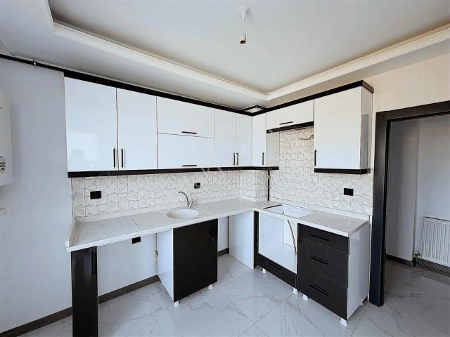 /lider'den/çarşı Merkezde Ara Kat 3+1 Kiralık Daire/