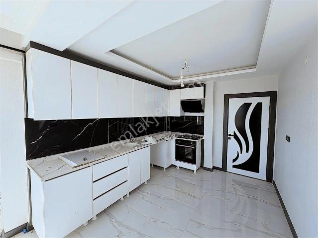 /lider'den/yeşiltepe Mah 3+1 Ara Kat Güney Cephe Kiralık Daire/