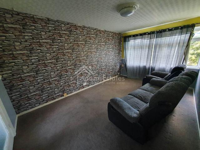 Lidgate Gardens, Dewsbury