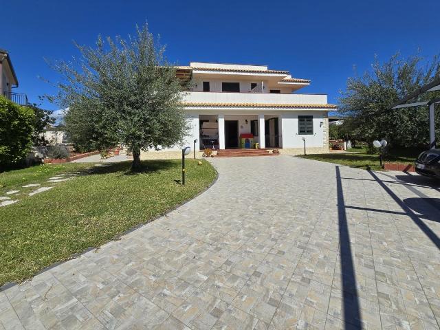 lido di noto 9 vani 380mq