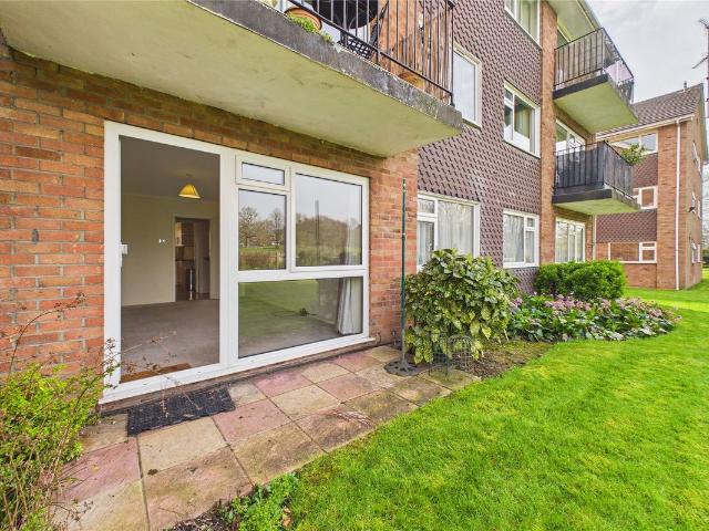 Liebenrood Road, Reading, Berkshire RG30, 2 bed flat to rent, £1,400 pcm | PrimeLocation