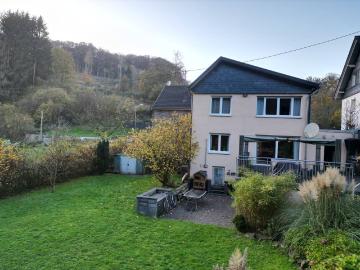Liebevoll gepflegtes Einfamilienhaus in zentraler Lage von Gummersbach!