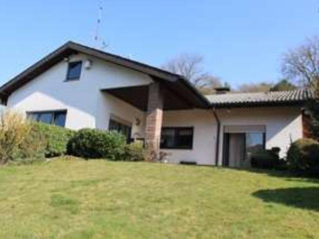 Liebevoll gepflegtes Einfamilienwohnhaus in Flinsbach zu verkaufen