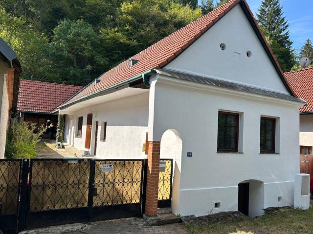 Liebevoll saniertes Bauernhaus mit Scheune in 7373 Piringsdorf!