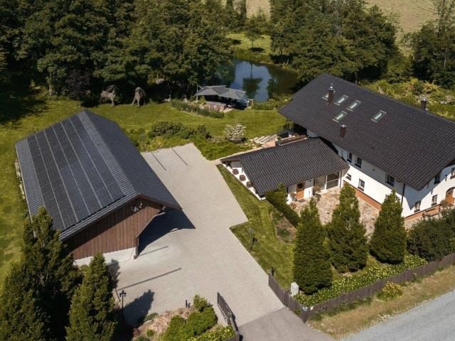 liebevoll revitalisiertes Bauernhaus in idyllischer Lage