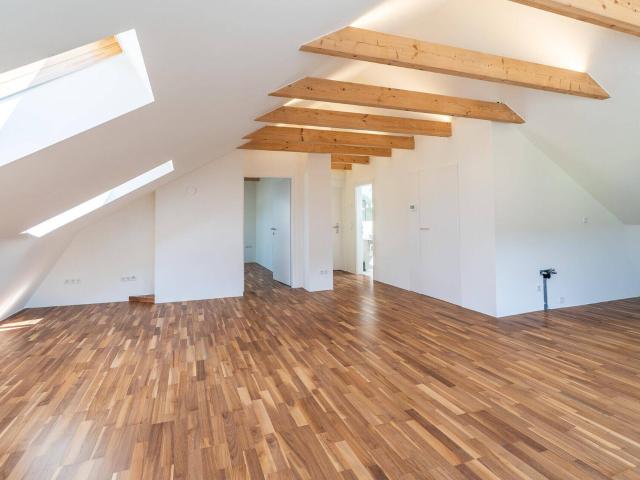 liebevolle Dachgeschoßwohnung in Völs