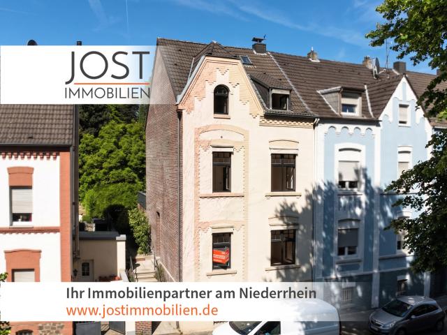 Liebevolle Familie gesucht: charaktervolles Haus mit viel Platz